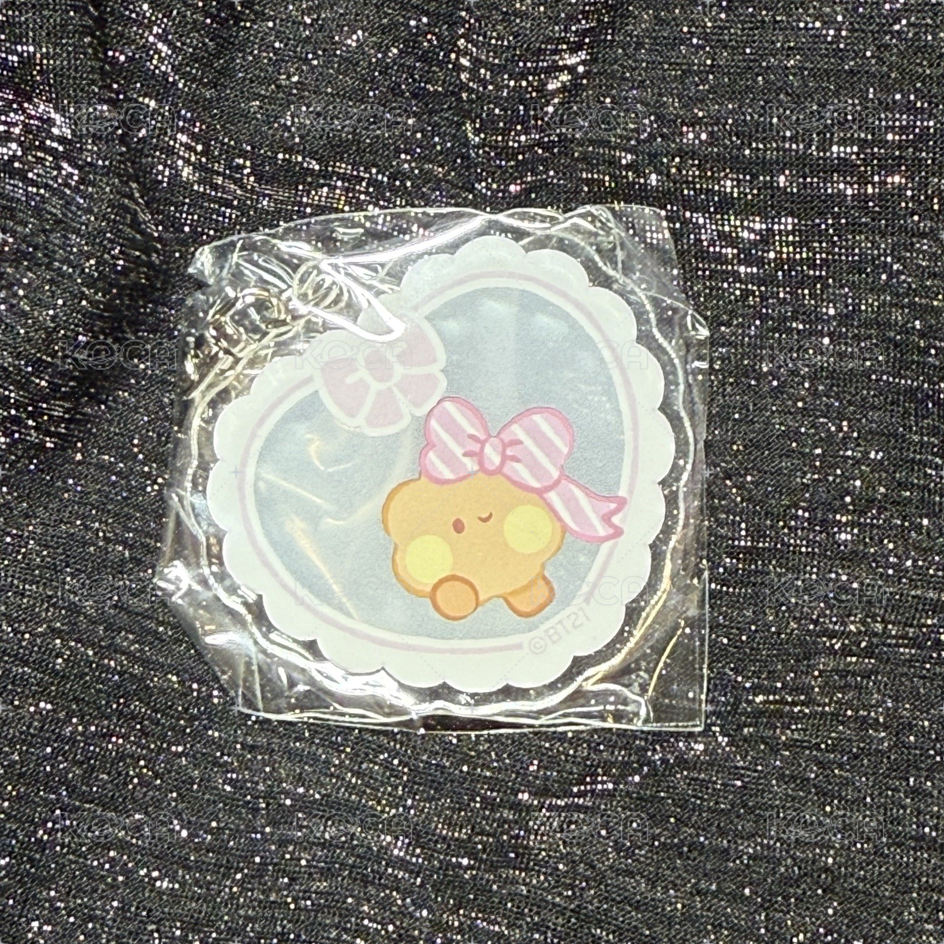 RIBBONED U Shooky