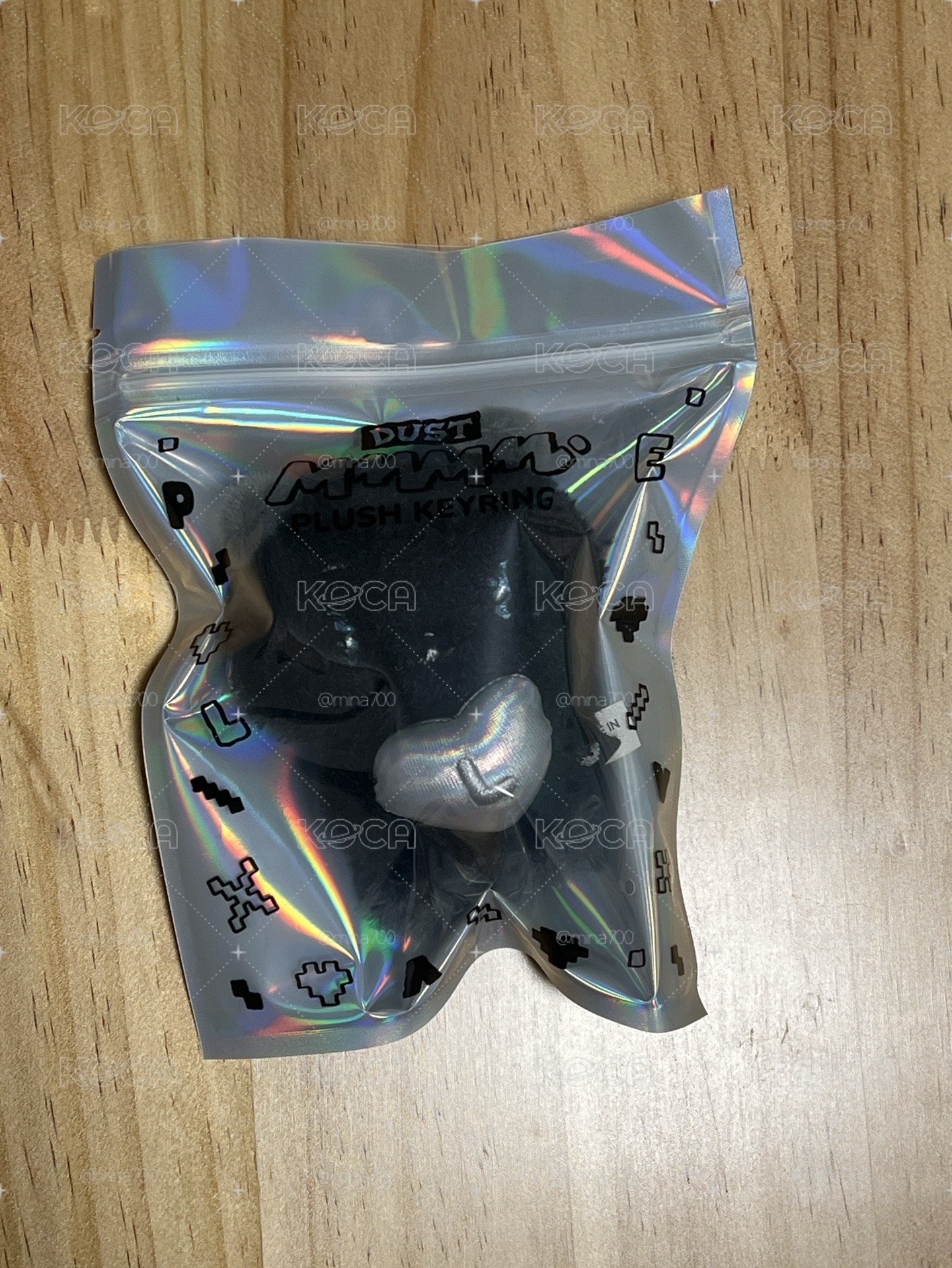 PLAVE Caligo pt.2 MD 黑色MMMM吊飾