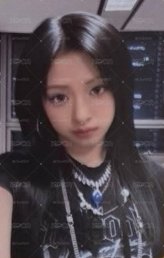 BABYMONSTER🦋 賢  打歌卡 