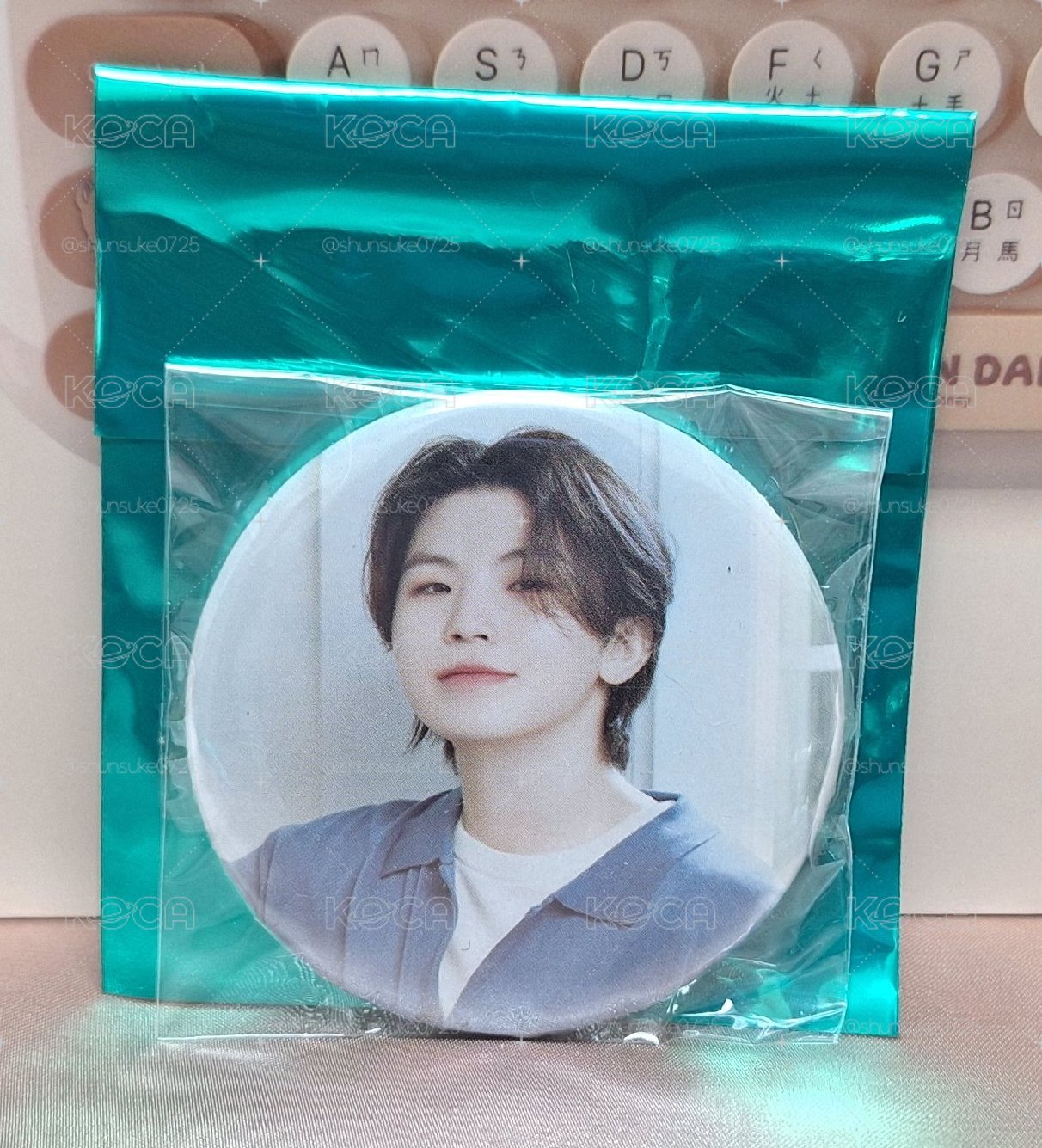 24’CAFE MG ver.1 woozi 徽章 