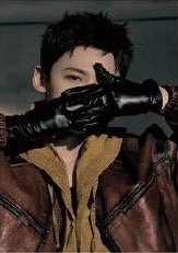 時裝男士四月封面 A版 雜誌卡 
