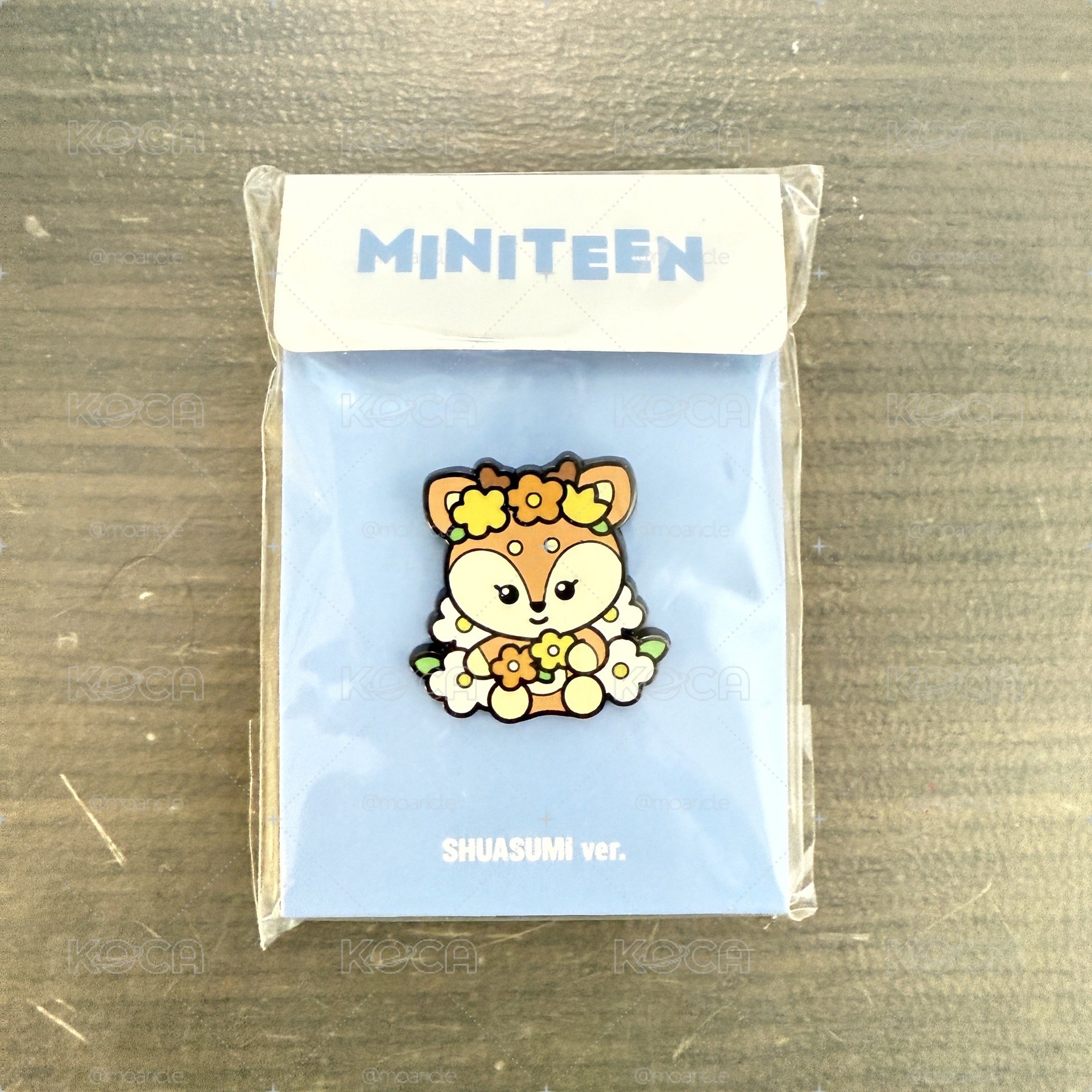 MINITEEN 別針襟章  徽章 秀