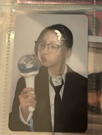 Jiwoo手燈卡