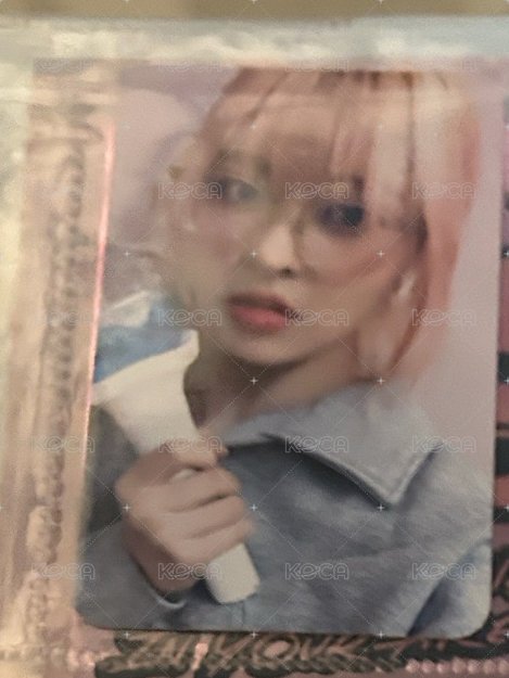 Lily 手燈卡