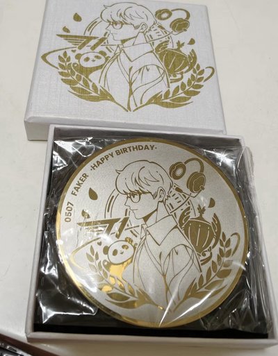 T1 faker 生日金屬徽章