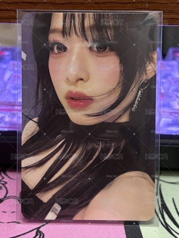 Ahyeon 二週年回憶紀念寫真 專輯卡