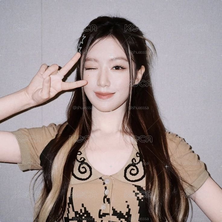 i-dle Shuhua | we are 日巡 代言卡 區