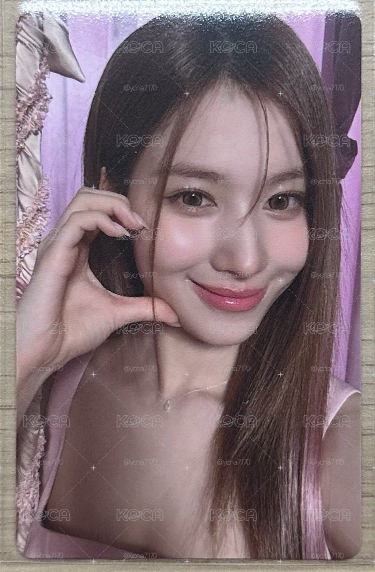 TWICE This is for Sana 仁川滿額卡