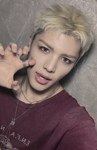 BTL yzy 7.0 簽售卡 