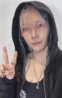 BTL yzy 7.0 簽售卡 