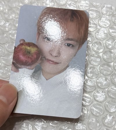 拿著蘋果的小鼠🐿️🍎