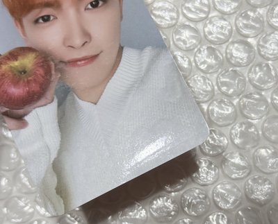 拿著蘋果的小鼠🐿️🍎