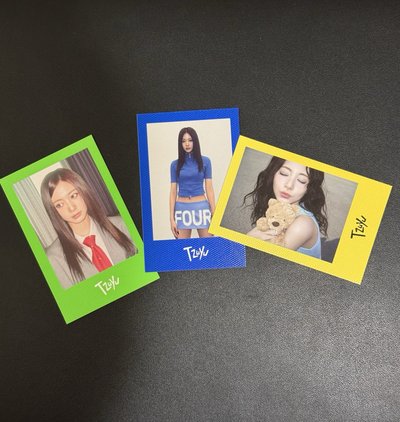 TWICE 子瑜一套🦌THIS IS FOR 1元起標✨