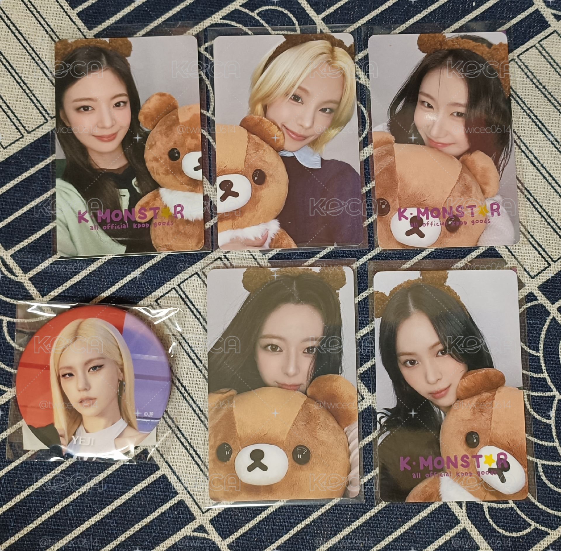 itzy 日場志徽章+小熊一套