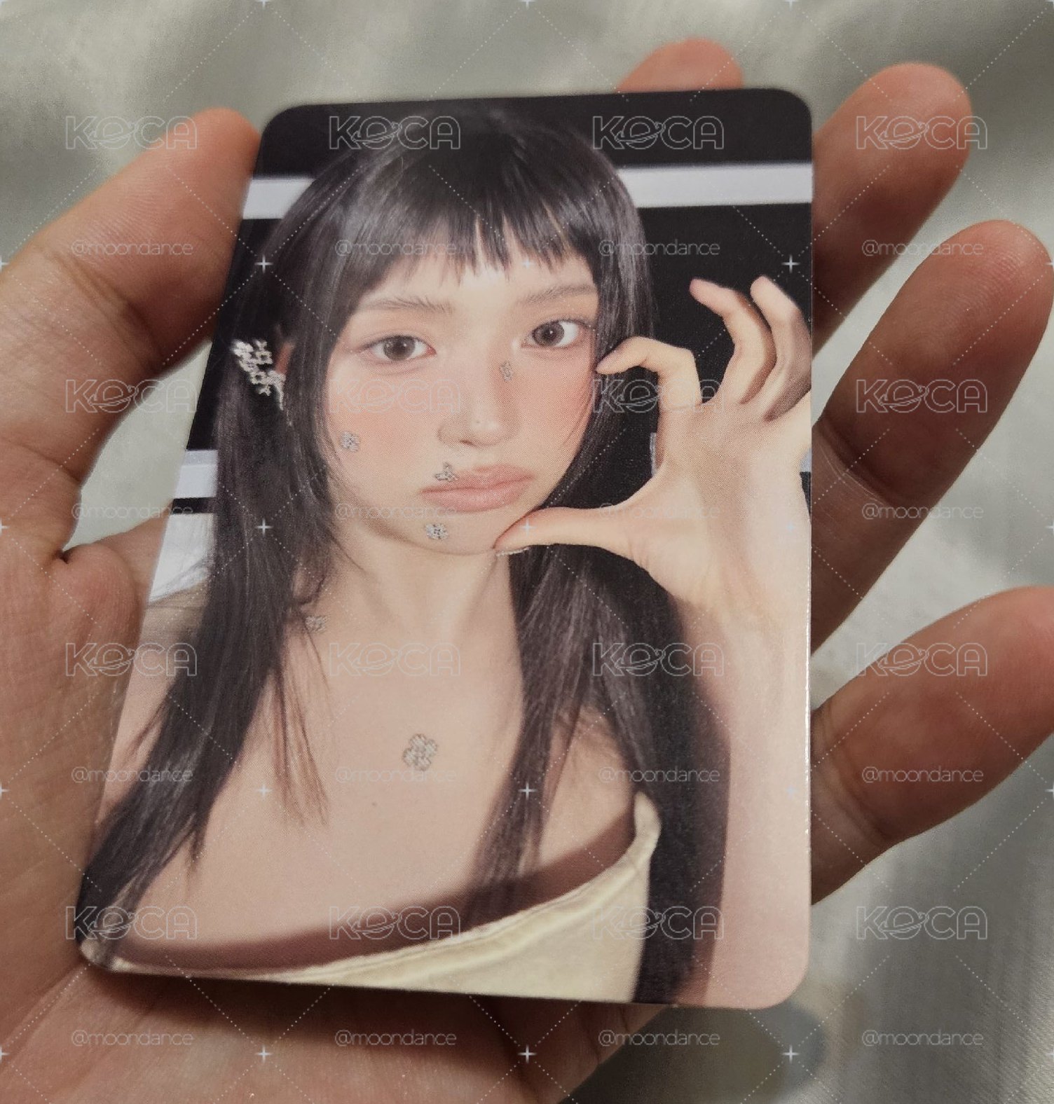 Heavy Serenade Heavy ver. 專輯卡 Jiwoo 智友 臉頰比心