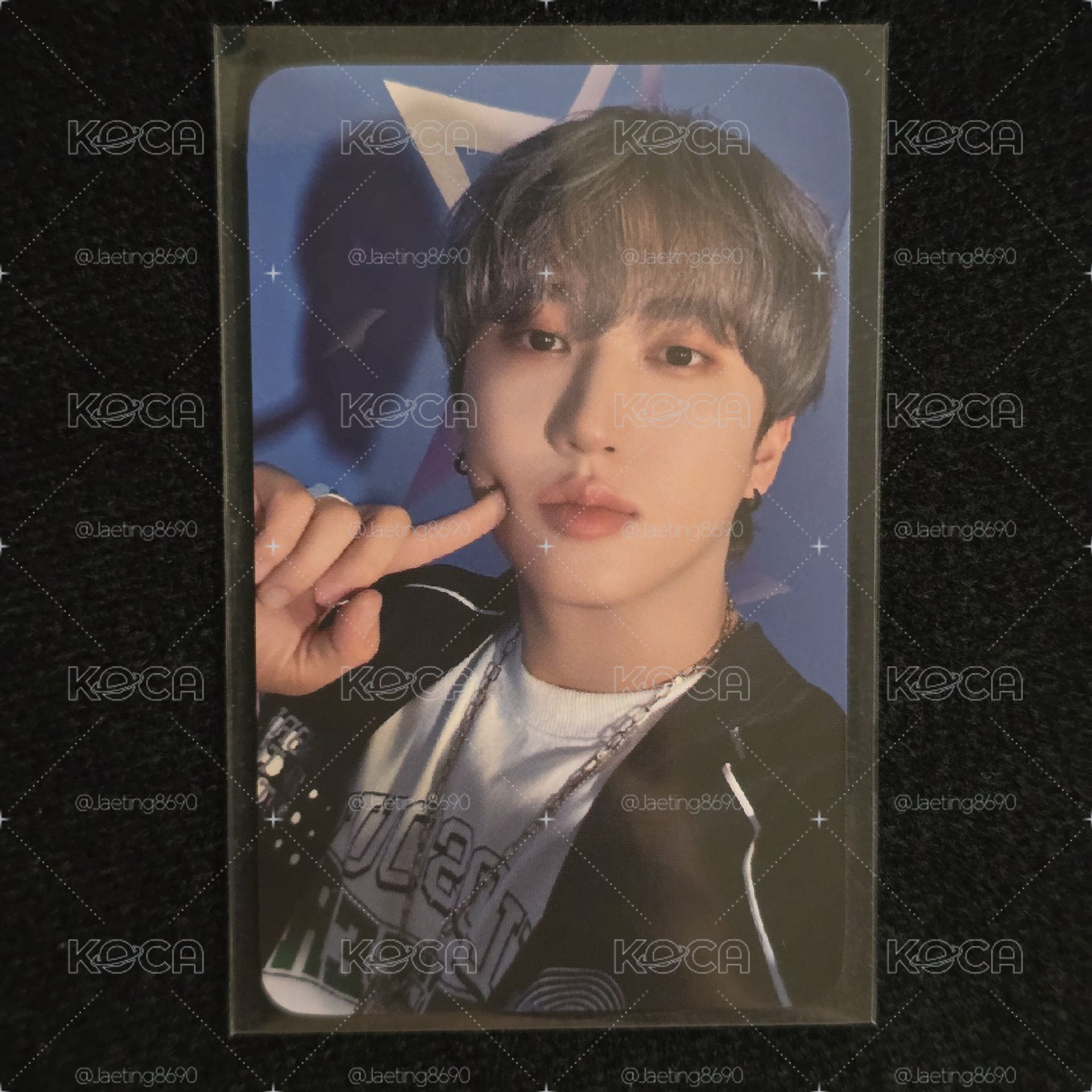 Stray Kids 2025年曆固配+JYP特典(共5張一組)🐽🐰彰彬