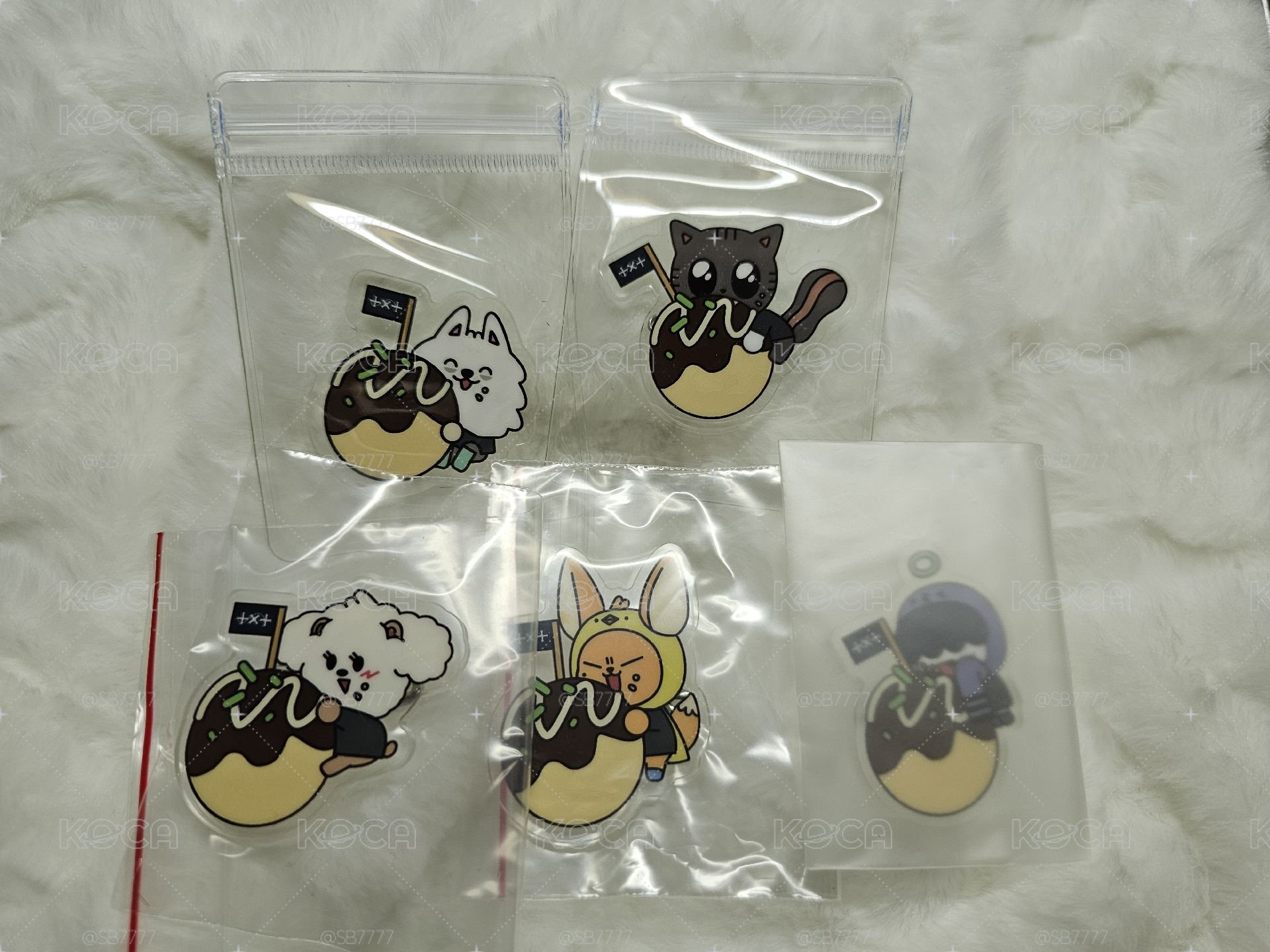 TXT大阪章魚燒徽章別針一套
