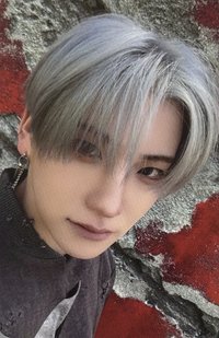 WOF k4 簽售卡 