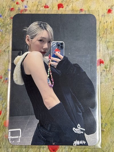 太妍 taeyeon INVU DCTY