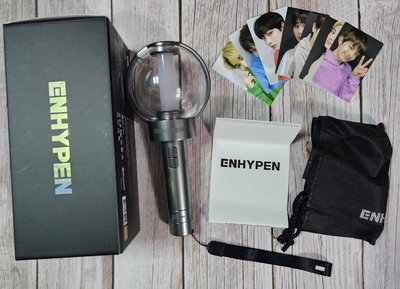 二手 ENHYPEN 一代手燈 應援棒 含小卡