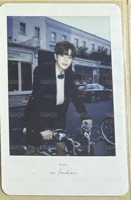 《SKZ》倫敦拍立得 玟