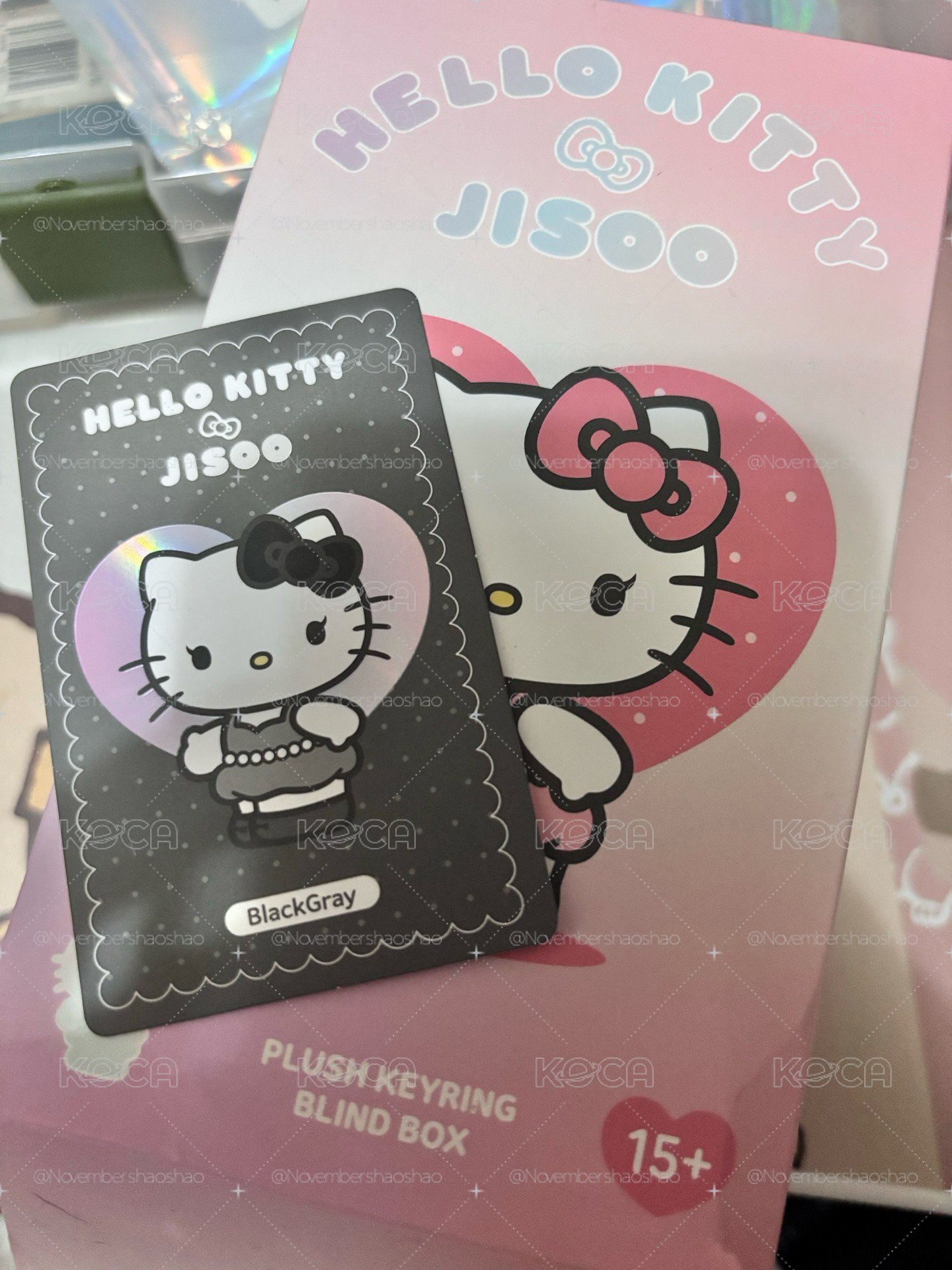 Jisoo x hello kitty 