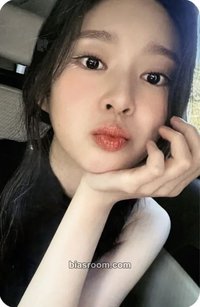 2025 seasons greetings    簽售卡 