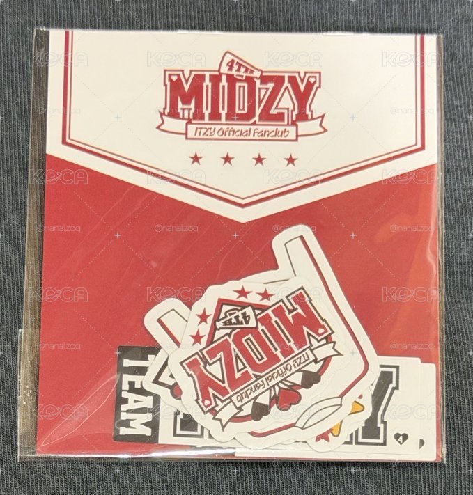 ITZY 四期會員禮貼紙 全新未拆