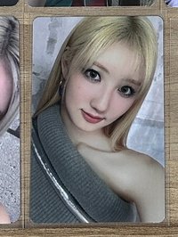 金髮藍