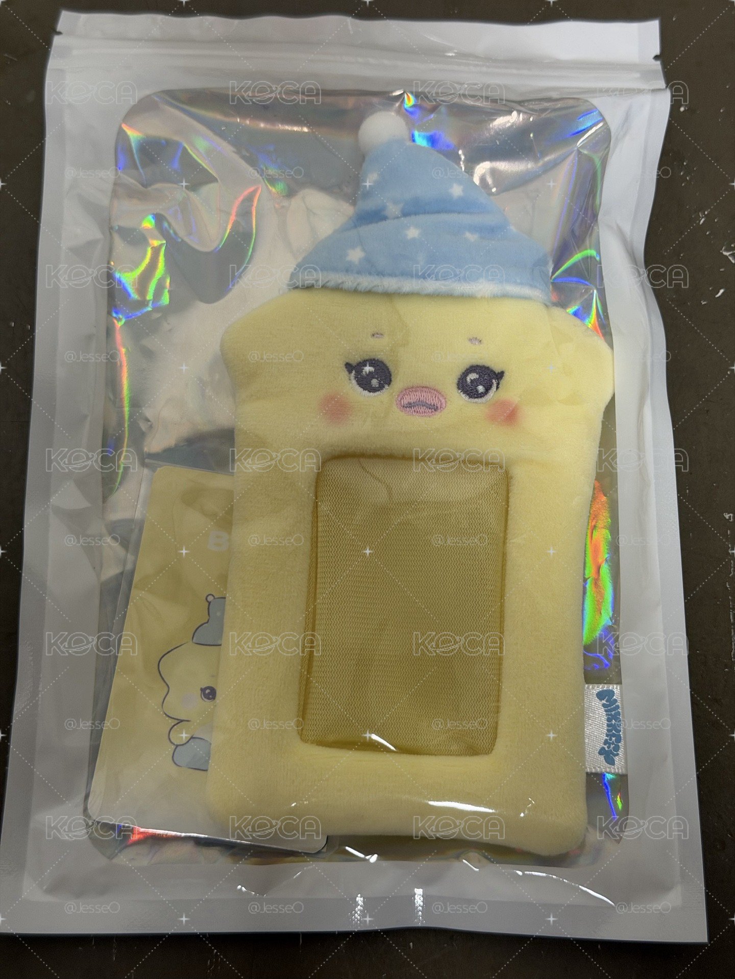 世巡 裴卡套含卡 全新 現貨