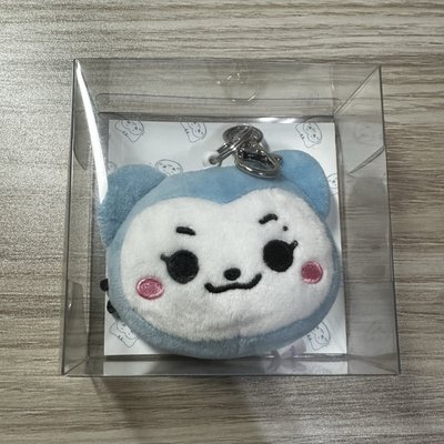 itzy 留真 大頭鏡