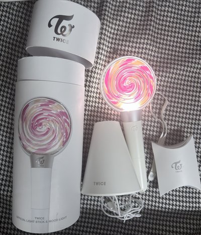 （現貨 一日內寄出）twice 一代手燈 糖果棒 