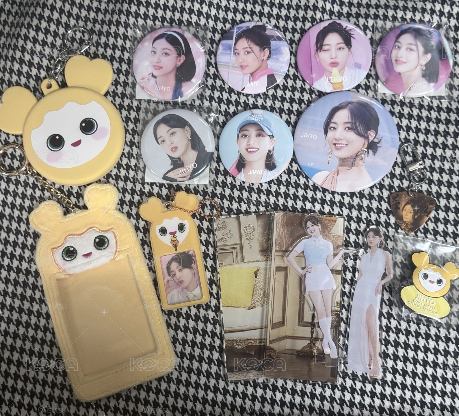 (有增加些東西 現貨 整圖出 可當日寄出)twice lovelys 志效盤 徽章套 卡套 jively 證件照pick