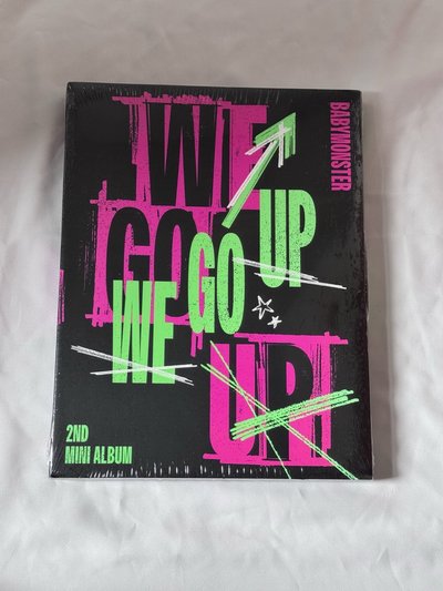 WE GO UP 專輯 UP版（全新未拆）