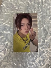 黃版 比心