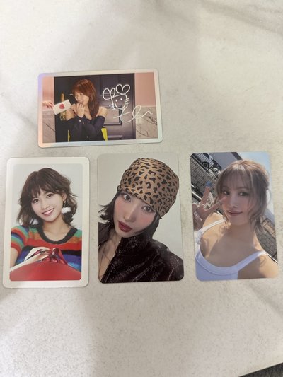TWICE Momo