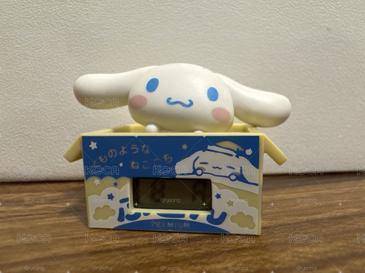 大耳狗喜拿 時鐘擺件