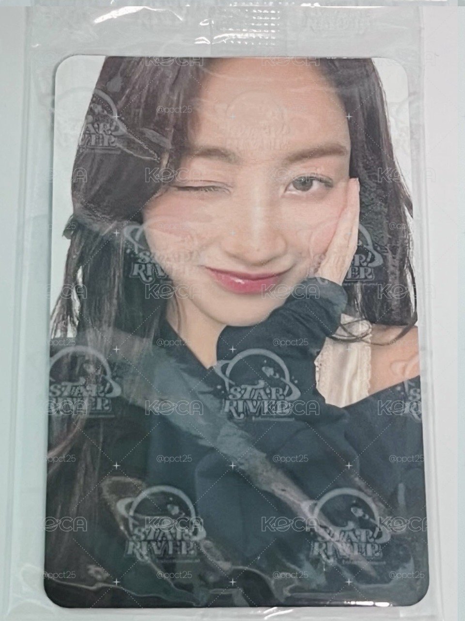 Twice 效 線下星河簽售中背卡