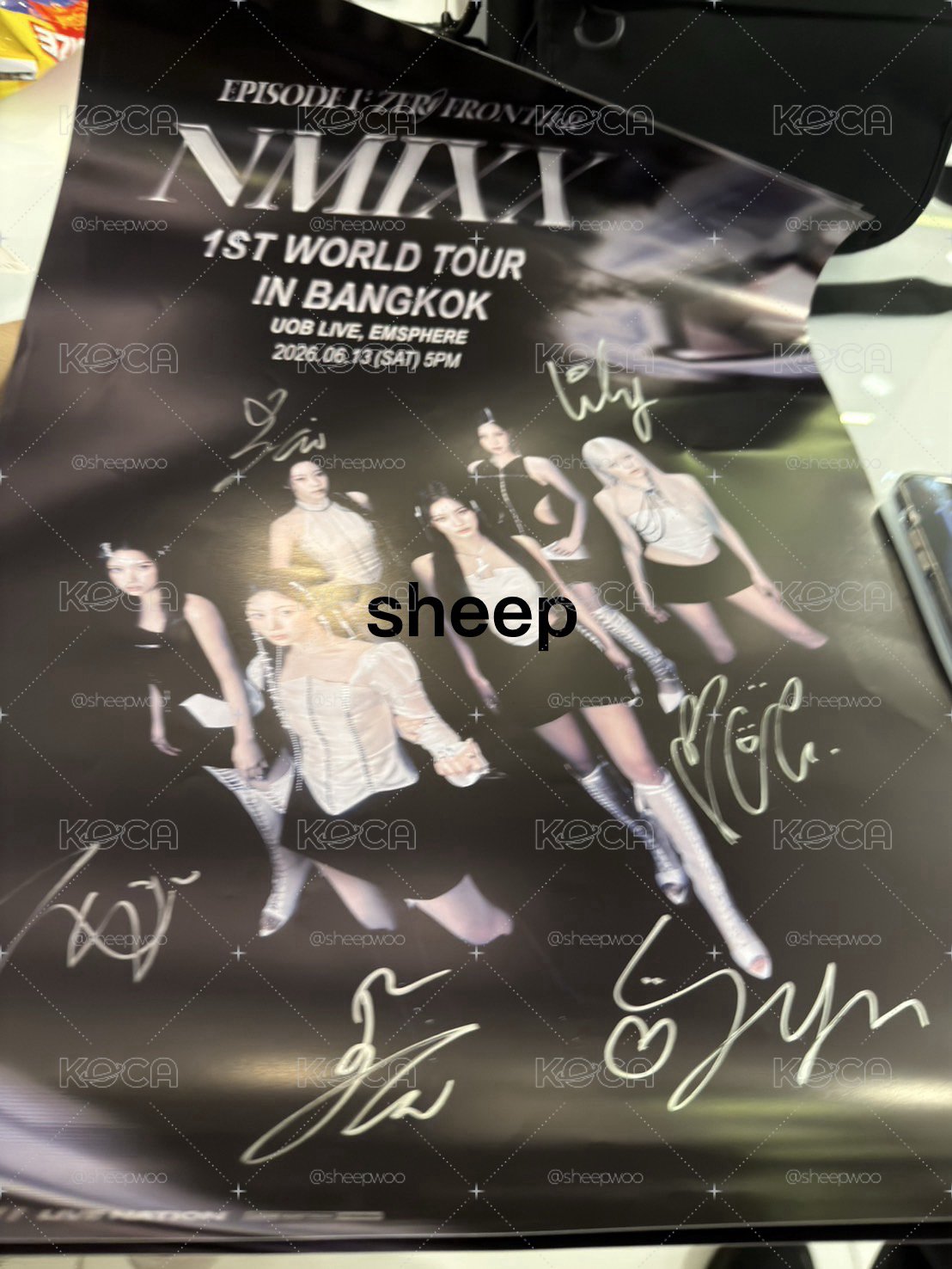 NMIXX曼谷場親簽海報