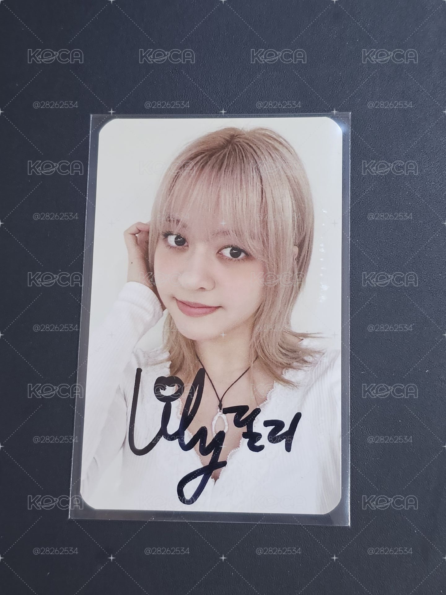 NMIXX Lily 簽卡