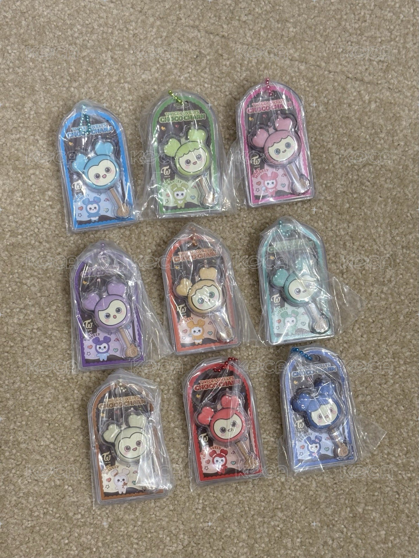一套九個