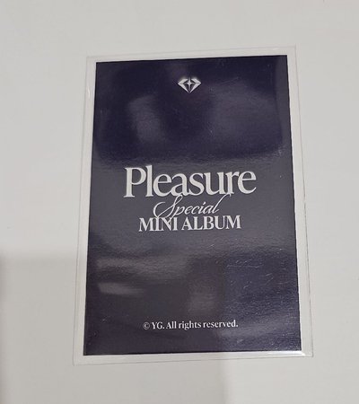 PLEASURE YG線下特典卡 拍立得 YOSHI