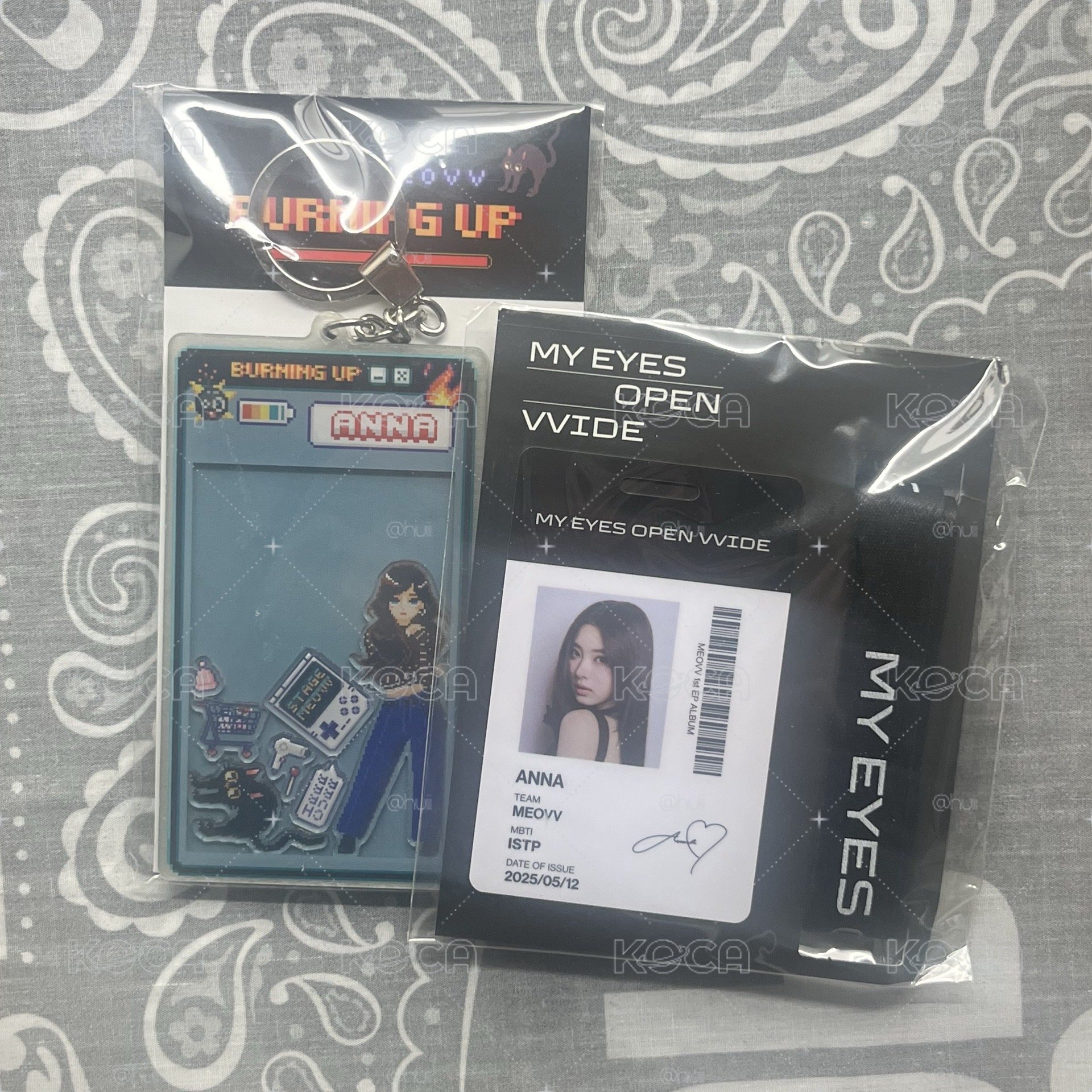 MEOVV Anna 鑰匙圈吊飾&姓名牌
