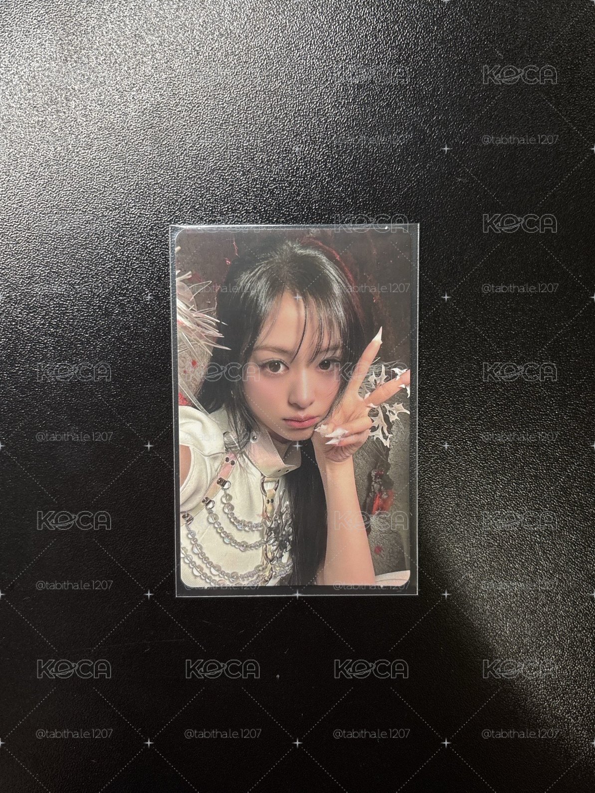 춤 (CHOOM) Crimson Ver. 專輯卡 