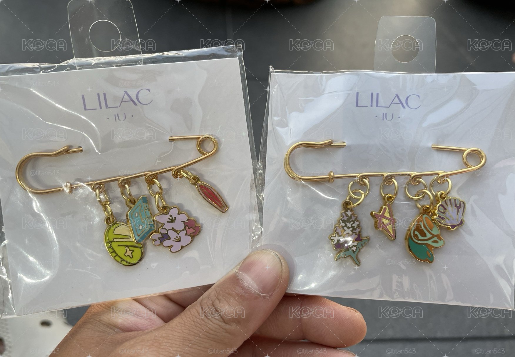 李知恩 IU LILAC 官方周邊 別針 ver.A