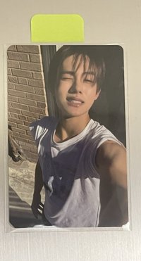嚴嚴眼睛打不開
