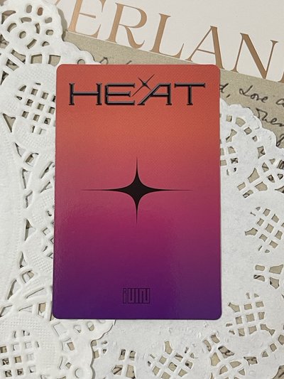  【無包手】HEAT 專輯卡 blaze ver. 娟