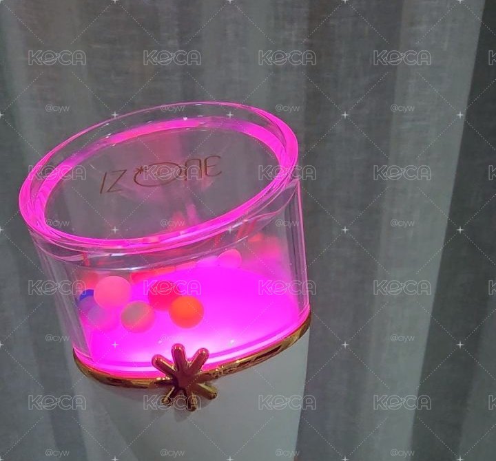 IZ*ONE手燈