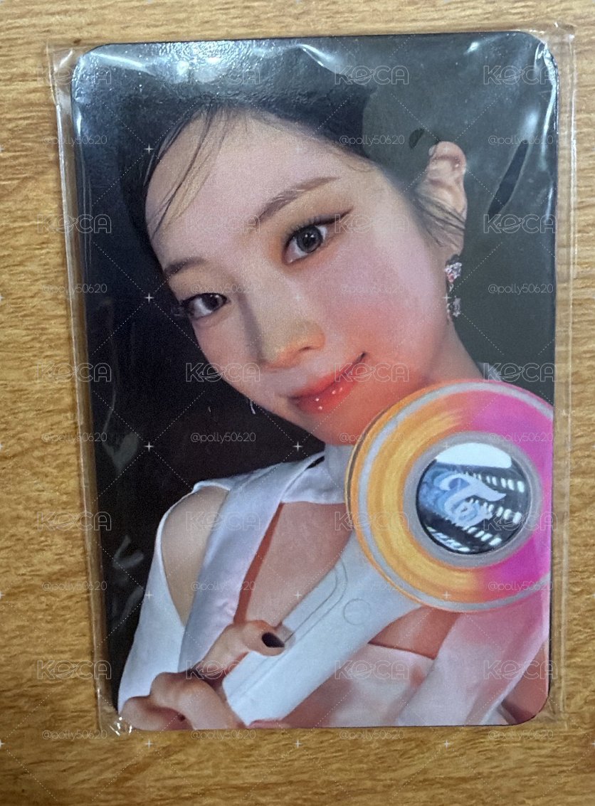 TWICE 三代手燈jyp特典卡
