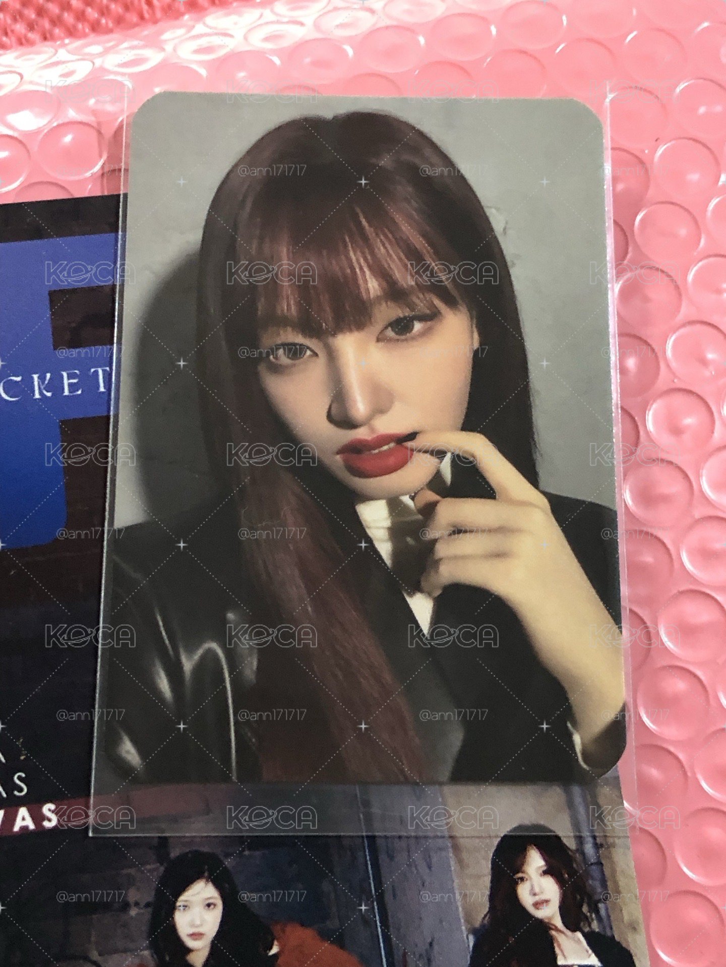 IVE x HIT! 巴西雜誌 員栗兩張 